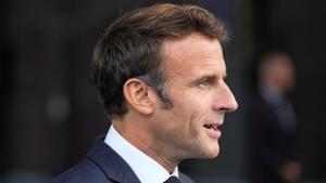 Macron lanza el Consejo Nacional para la Refundación El presidente francés, Emmanuel Macron, habla con los medios de comunicación antes del inicio del lanzamiento del Conseil National de la Refondation (CNR) en el Centro Nacional de Rugby en Marcoussis, Francia, el 8 de septiembre de 2022. Michel Euler/Pool vía REUTERS