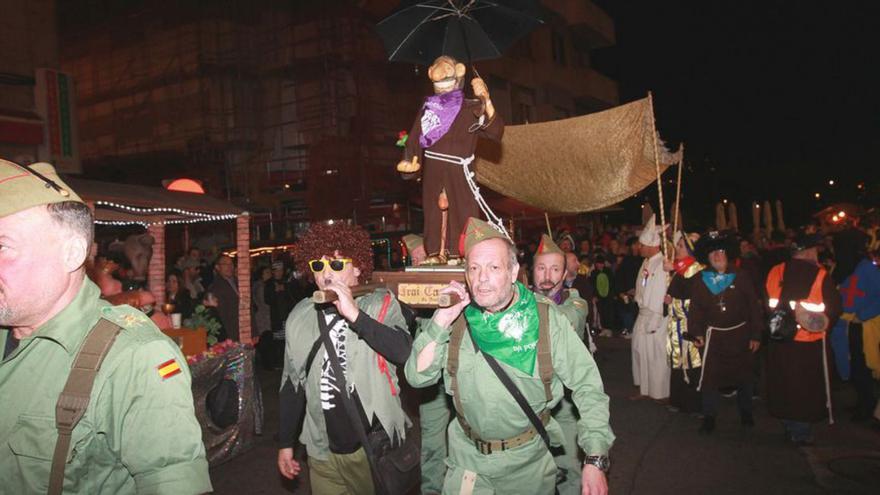 El carnaval de Frei Canedo, con pregón de Cañita Brava y concurso de escaparates