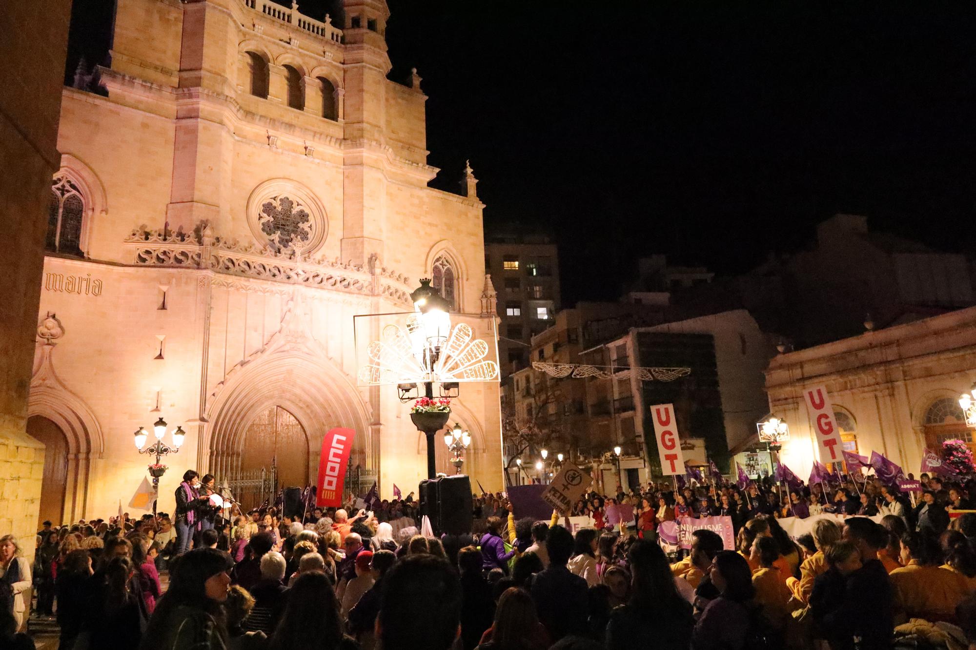 Las mejores imágenes de la manifestación del 8-M en Castellón