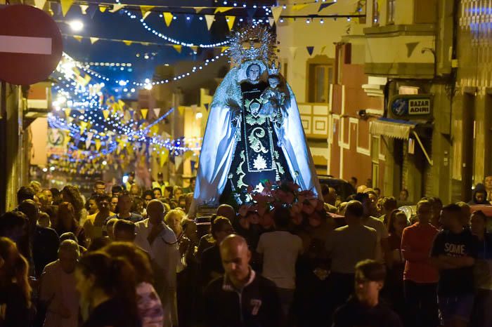 Rosario de la Aurora, desde la Iglesia del ...