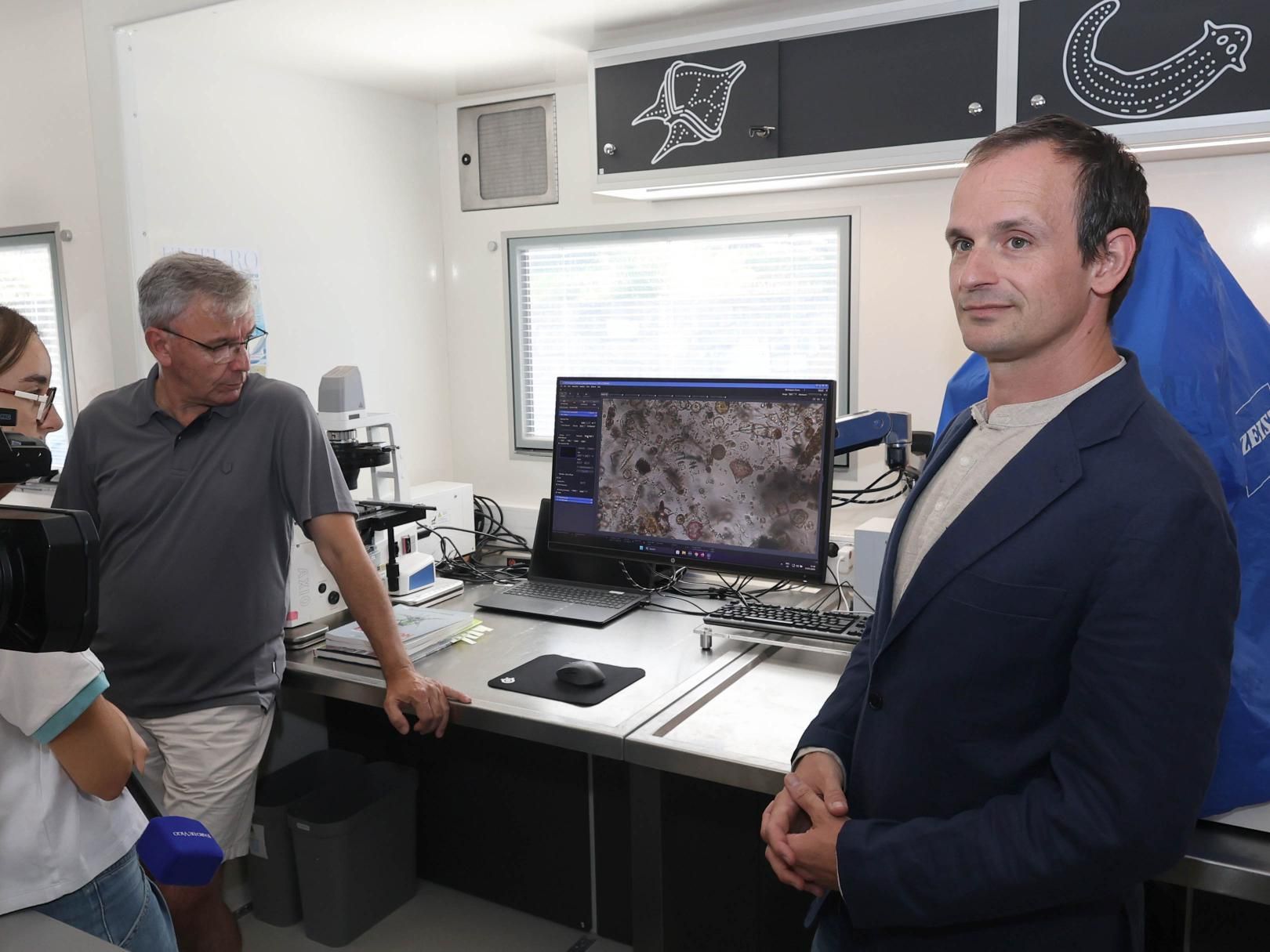 Toralla, capital de la investigación de las olas de calor y las mareas rojas