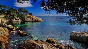 Imagen de una cala en las aguas de Castell-Platja d’Aro.