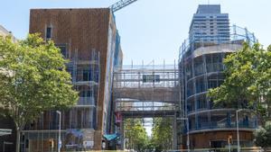 Els edificis de Telefónica muten en pisos i oficines