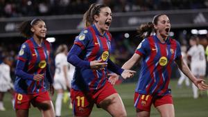 CASTELLÓN, 24/01/2026.- La jugadora del FC Barcelona, Alexia Putellas, celebra el segundo gol del equipo blaugrana durante el encuentro correspondiente a la final de la Supercopa de España que disputan hoy sábado FC Barcelona y Real Madrid en el estadio Castalia de Castellón. EFE / Manuel Bruque. sydney schertenleib . alexia putellas . ewa pajor. barçafemenino. supercopa españa femenina 2025/2026 barçafemenino . real madridfemenino. final. euforia. skyfi castalia