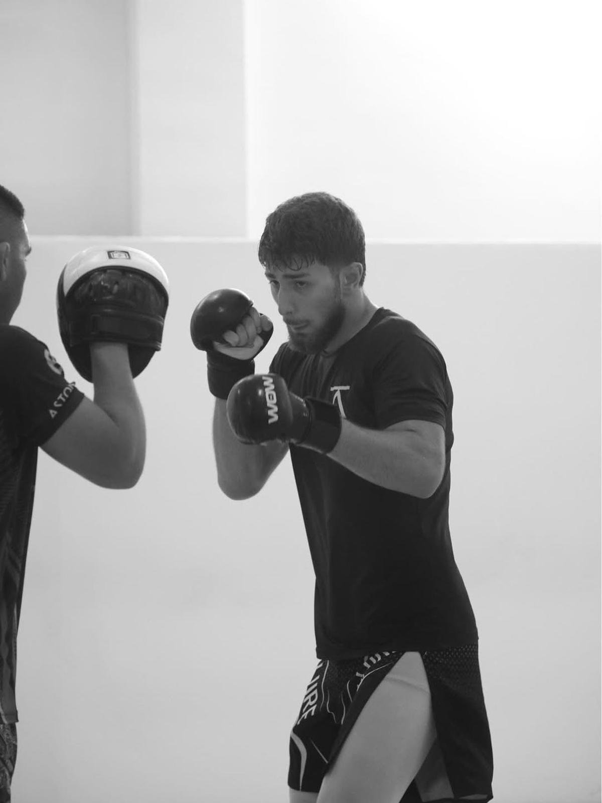 El gerogiano entrena en el MMA BCN TEAM
