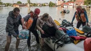 Evacuaciones en Jersón tras la destrucción de la presa de Nueva Kajovka