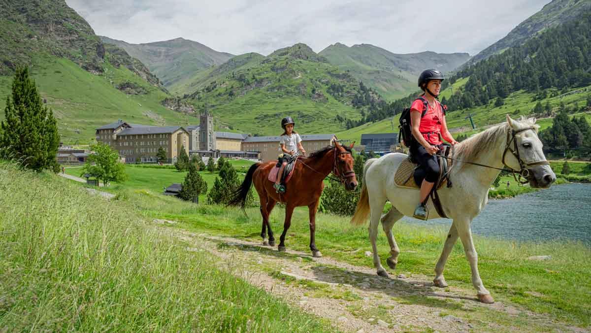 Ruta a caballo en Vall de Núria.