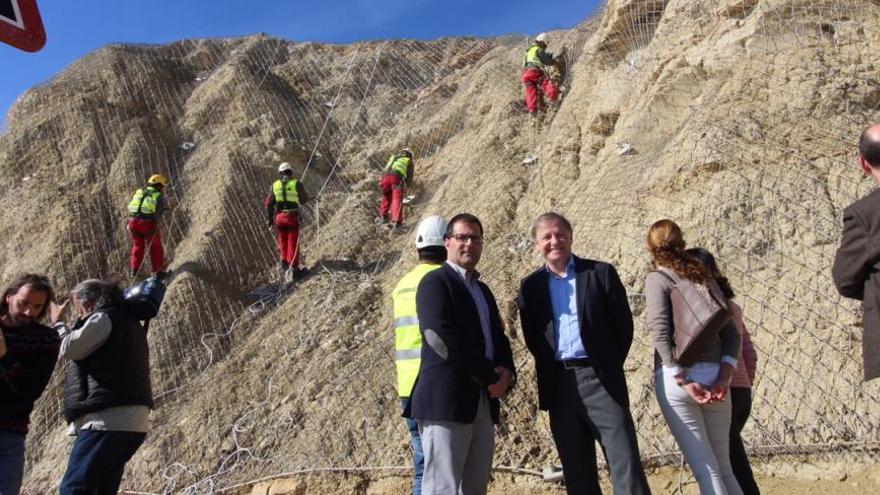 El delegado del Gobierno, Moragues, hoy en las calas de El Campello dañadas por el temporal