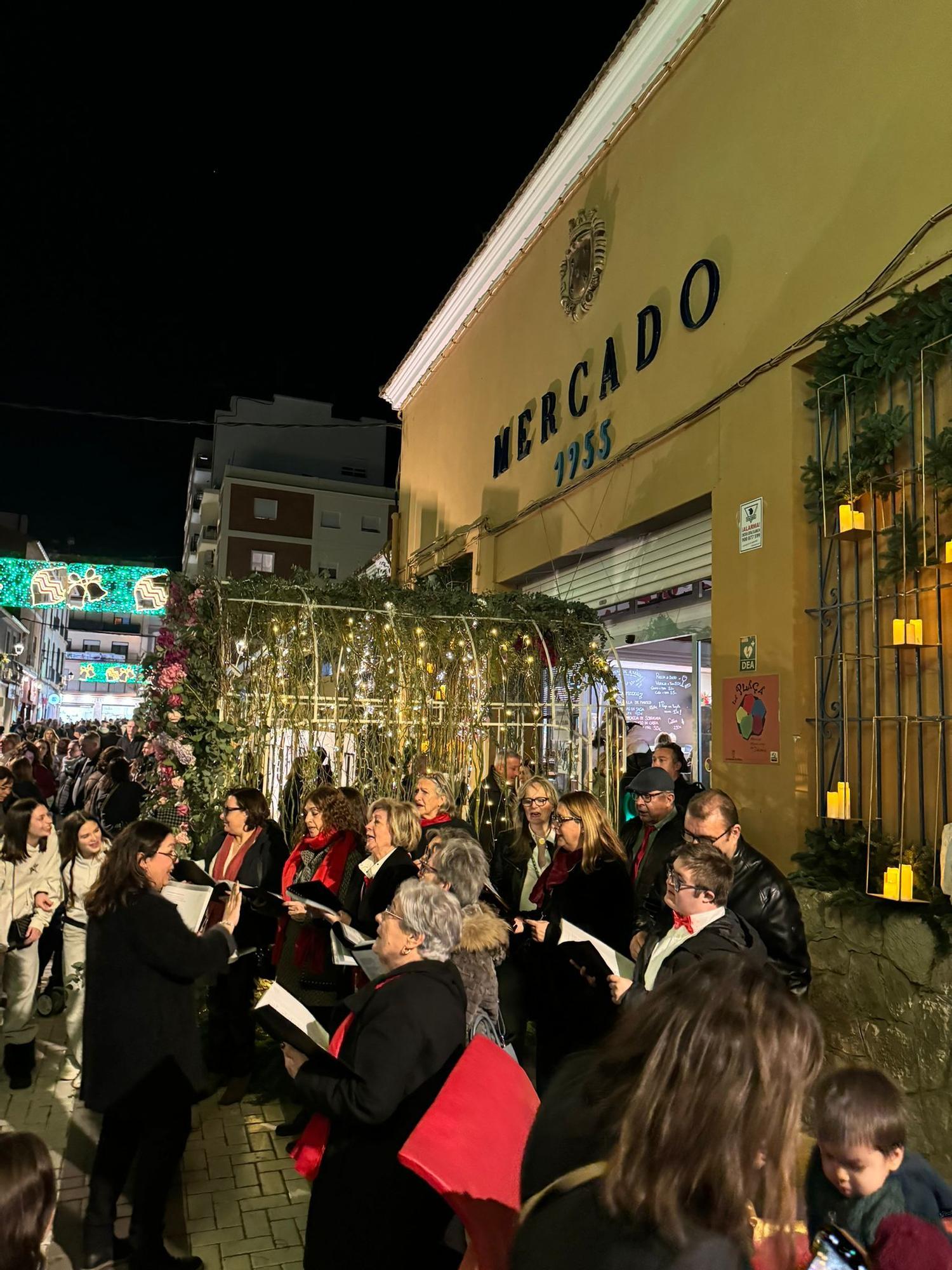 La Navidad bulle en Dénia: deslumbrante "Nit de la Llum"