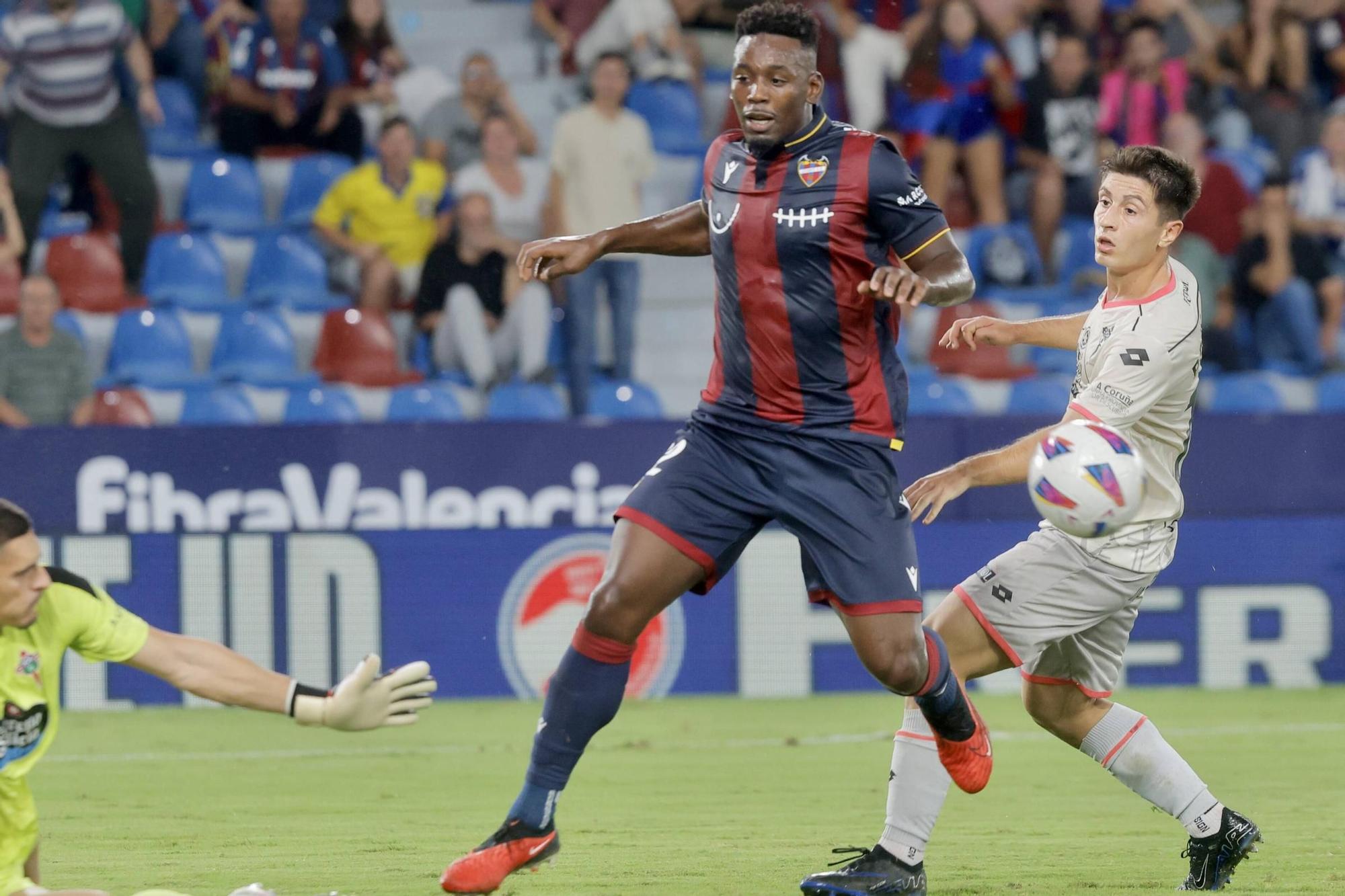 El Levante - Racing de Ferrol (1-0), en imágenes