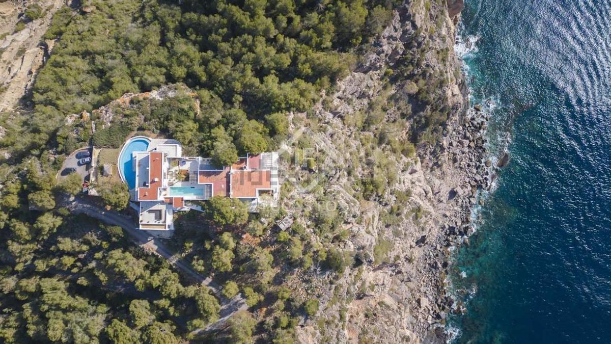 Villa con vistas 360 grados que se vendía en Ibiza el año pasado por 35 millones de euros.