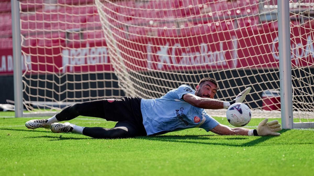 Paulo Gazzaniga, en el entrenamiento de este sábado en Montilivi.