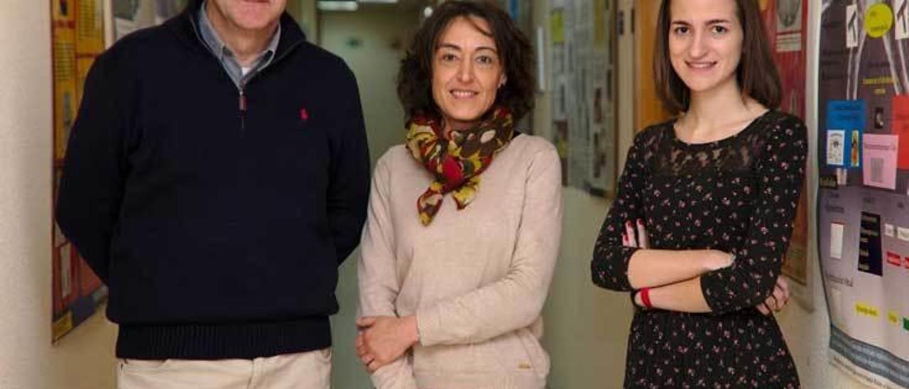 Fernando Cuetos, Paz Suárez y Marta Álvarez Cañizo.