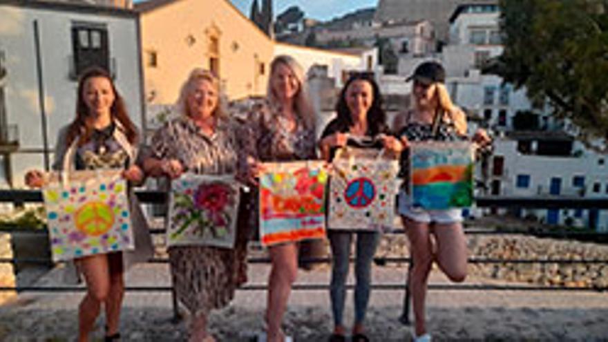 Visita a Dalt Vila y taller de pintura sobre tela