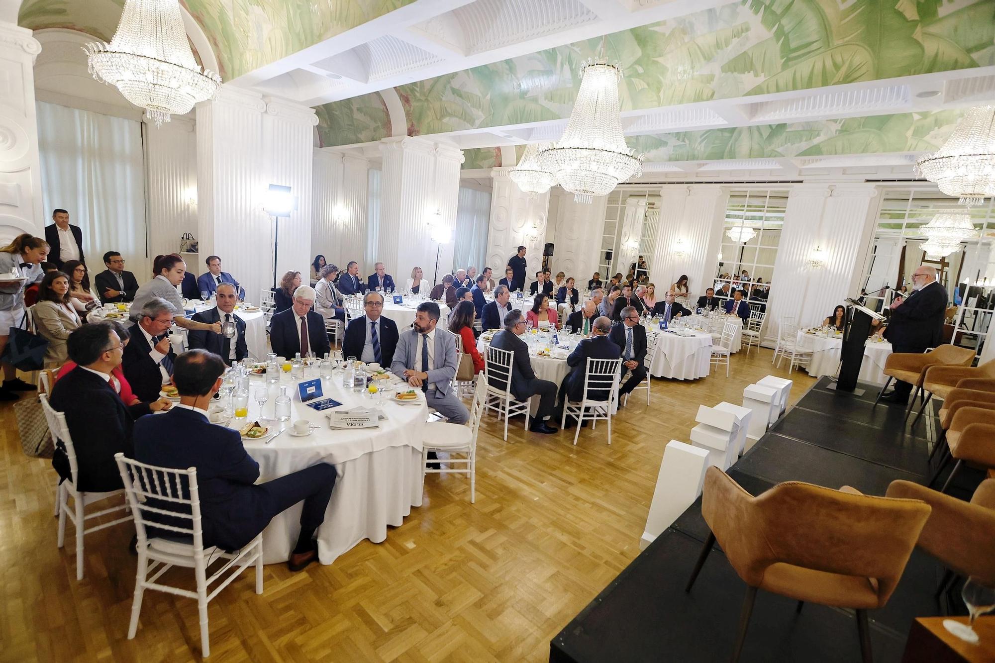Foro sobre 'Conectividad turística' de EL DÍA y la CEOE