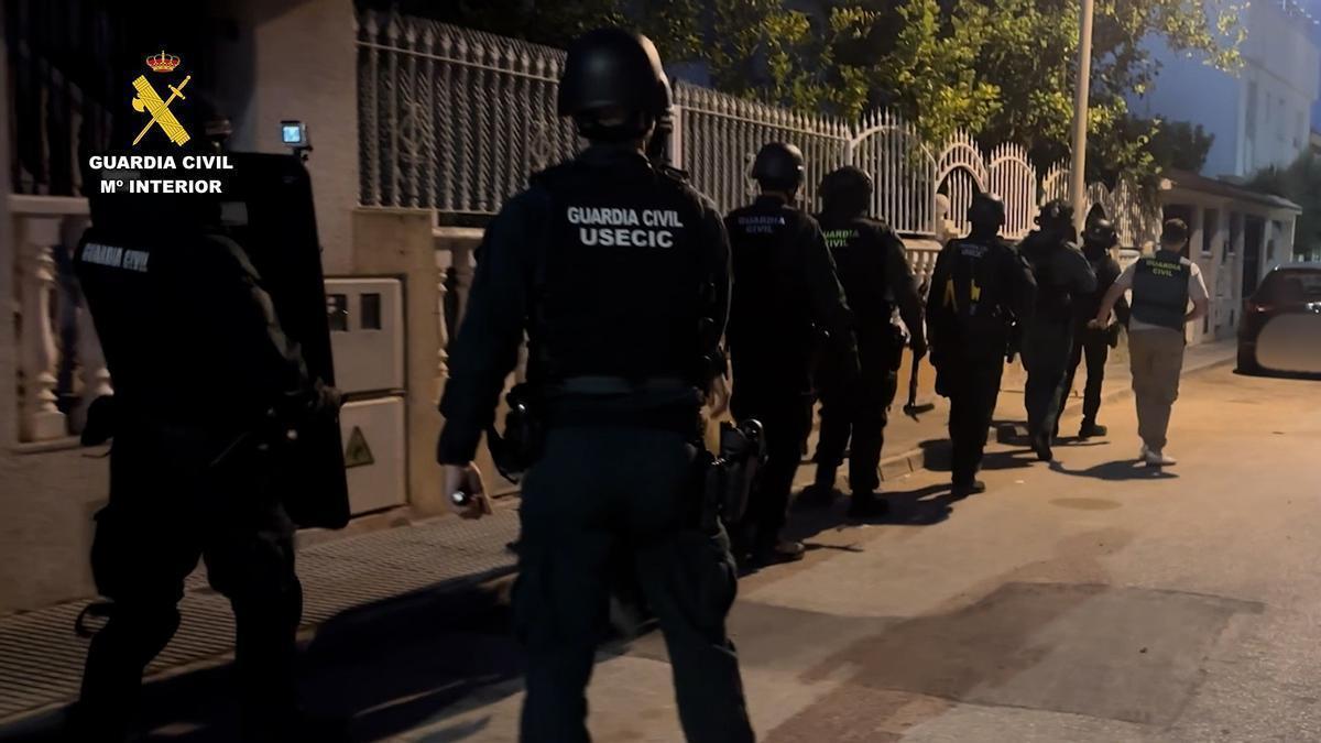 El Equipo Roca de Torrevieja desmantela cinco puntos de venta de droga en Murcia