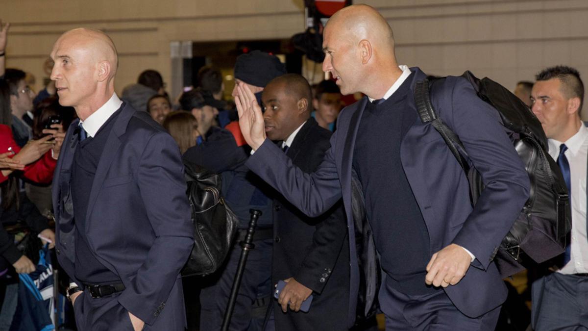Zinedine Zidane a su llegada a Barcelona con motivo del Barça-Real Madrid de la Supercopa de España 2017
