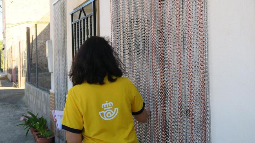 Cerca de 3.000 personas aspiran a una de las 202 vacantes de Correos en Murcia