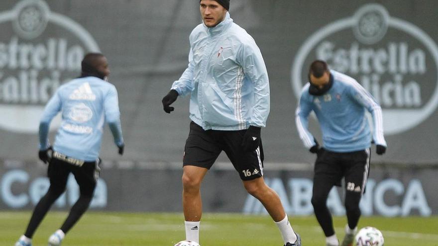 Jorge Sáenz, durante un entrenamiento en A Madroa.