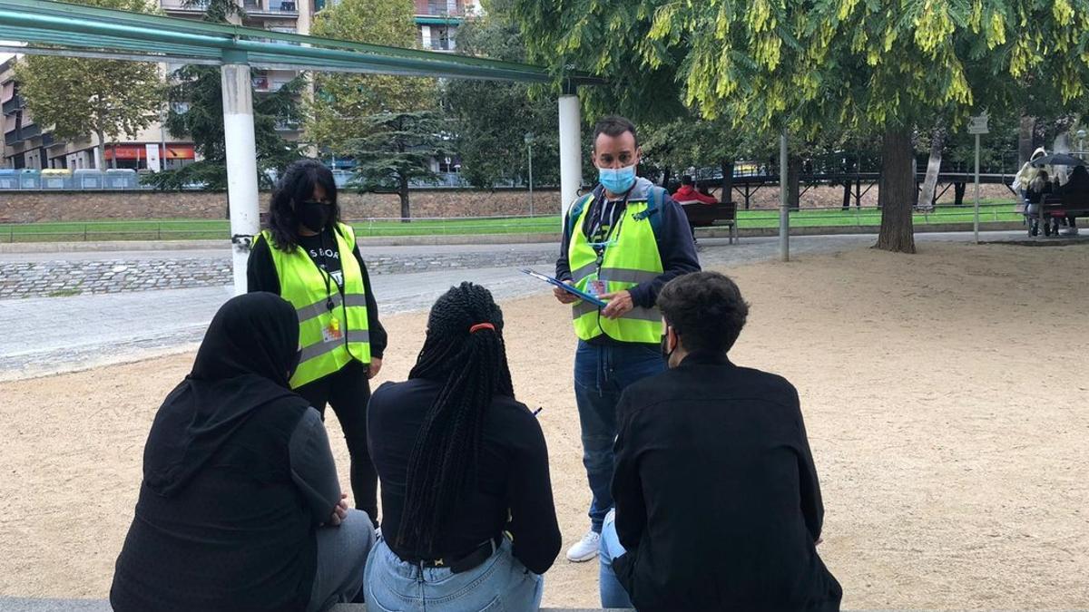 Una pareja de informadores covid de Mataró.