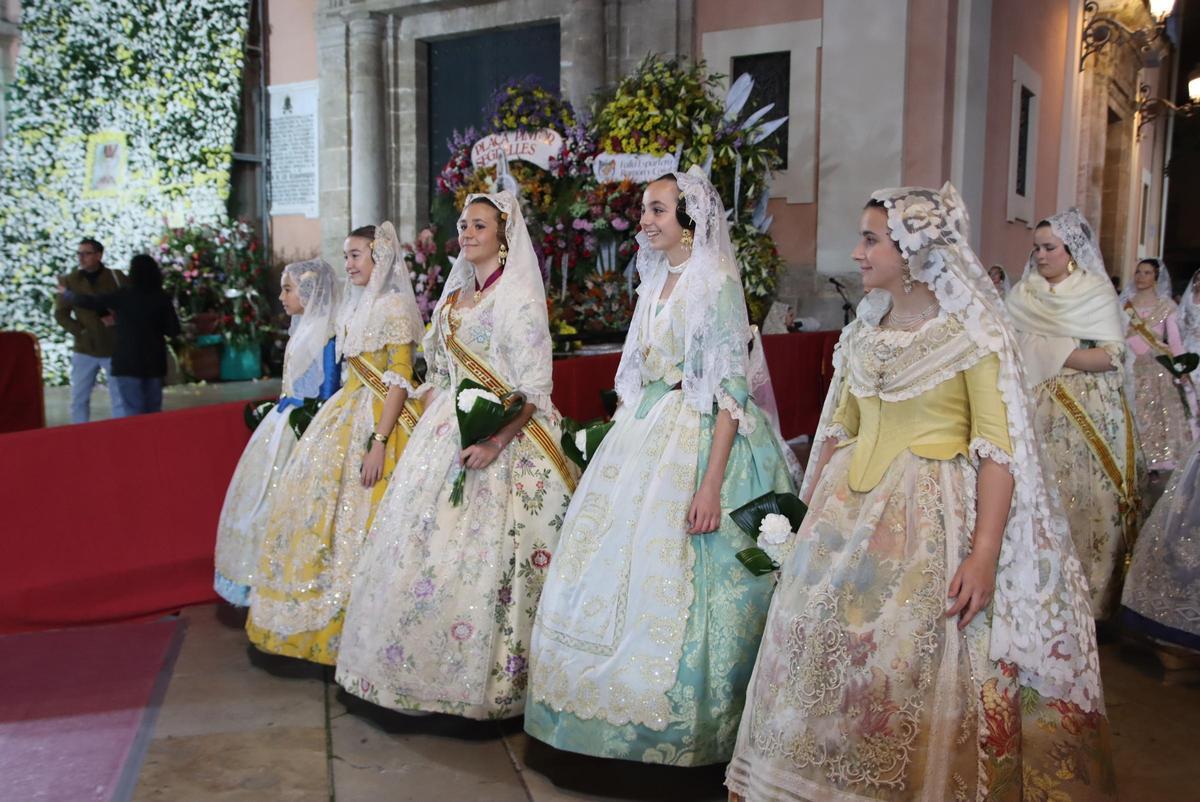 Todas las fotos de la ofrenda del 18 de marzo por la calle San Vicente hasta la 21:30 horas