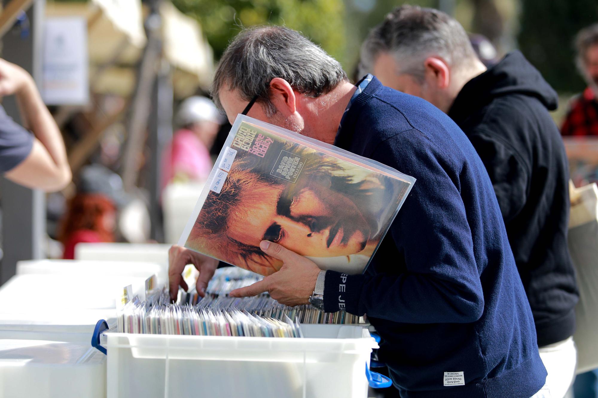 Galería de la feria del Disc celebrada en Sant Antoni, en Ibiza