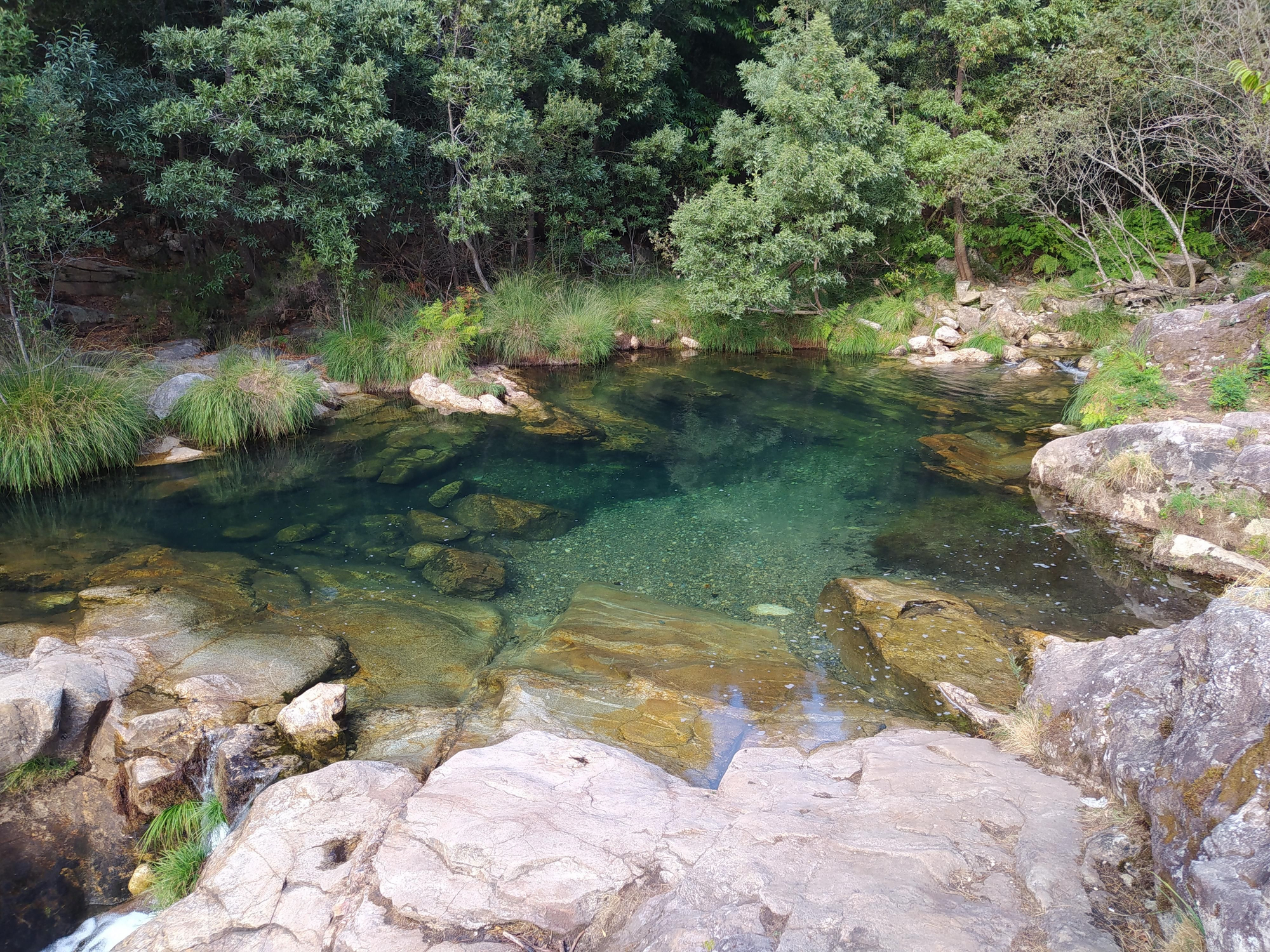 Rutas en Pontevedra: Recorremos las Pozas de Loureza, en Oia