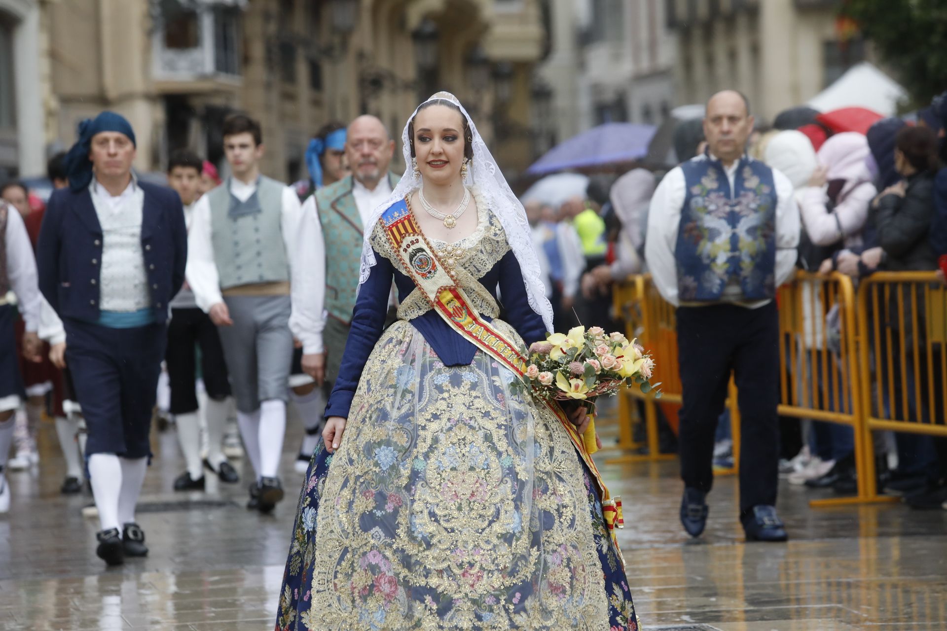 Búscate en el primer día de Ofrenda por la calle Quart (entre las 15.30 y las 17.00 horas)