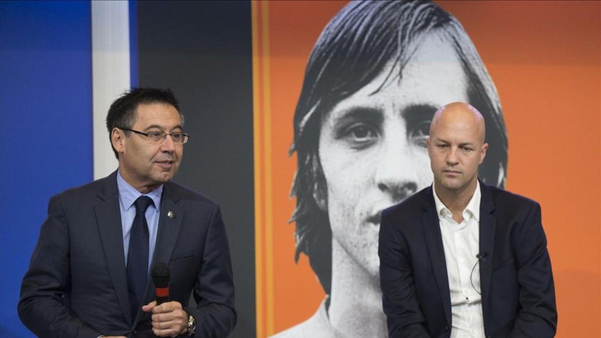 La família Cruyff tiene que elegir una de las propuestas planteadas por el Barça