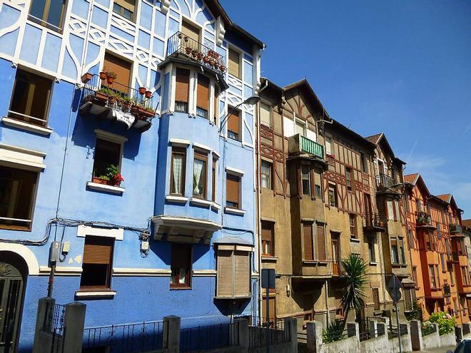 Bilbao   Calle Zuberoa (barrio de Iralabarri, distrito de Errekalde) 3