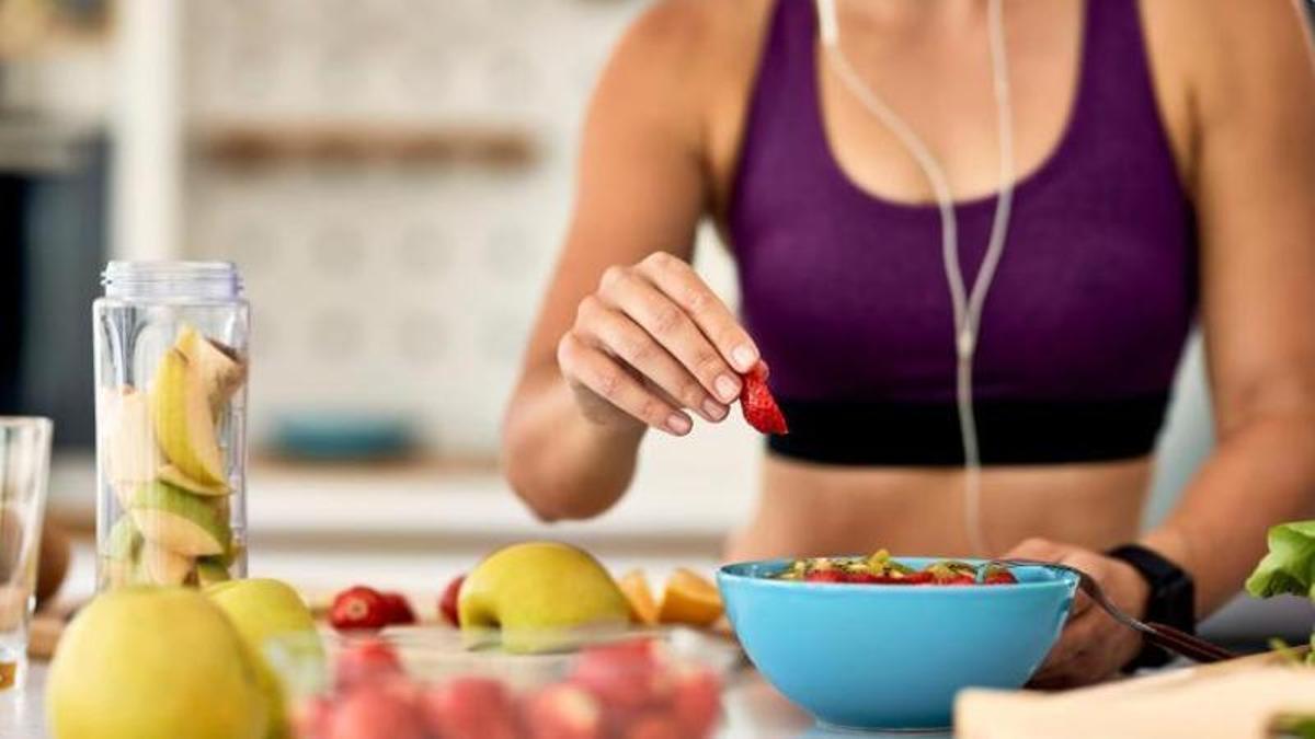 La OCU lo confirma: para adelgazar no basta con mejorar la alimentación