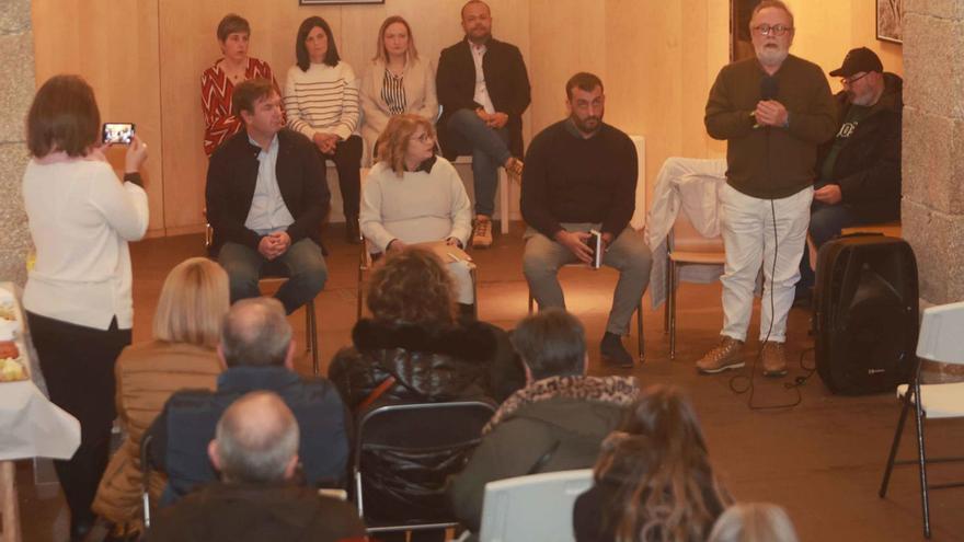 Acto de presentación de Acesada, ayer, en la capilla de San Roque.