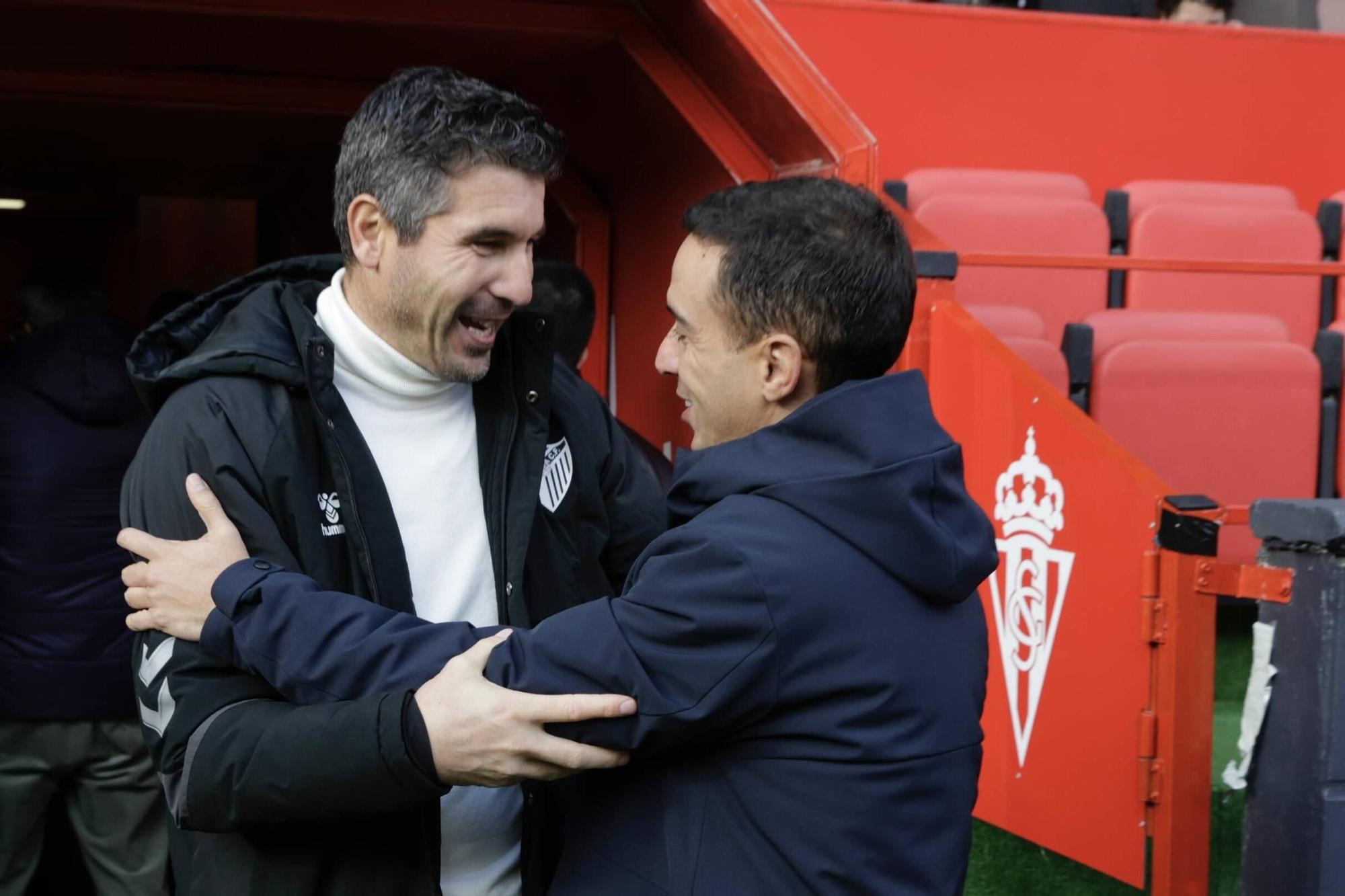 EN IMÁGENES: El partido Sporting- Málaga en el Molinón