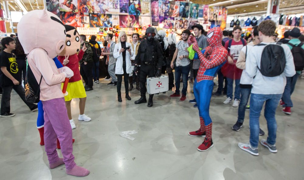 Miles de personas acuden al evento dedicado a la cultura japonesa celebrado en la provincia de Alicante