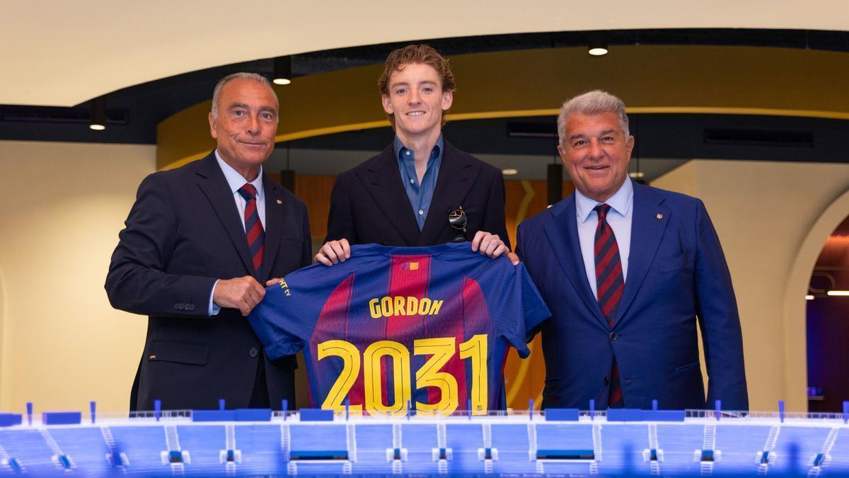 El Barça demana 210 milions per avançat per a fitxatges i nòmines