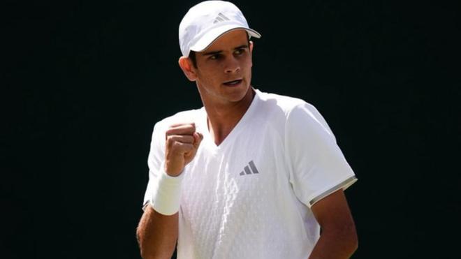 Impacto Jódar en su estreno en Wimbledon