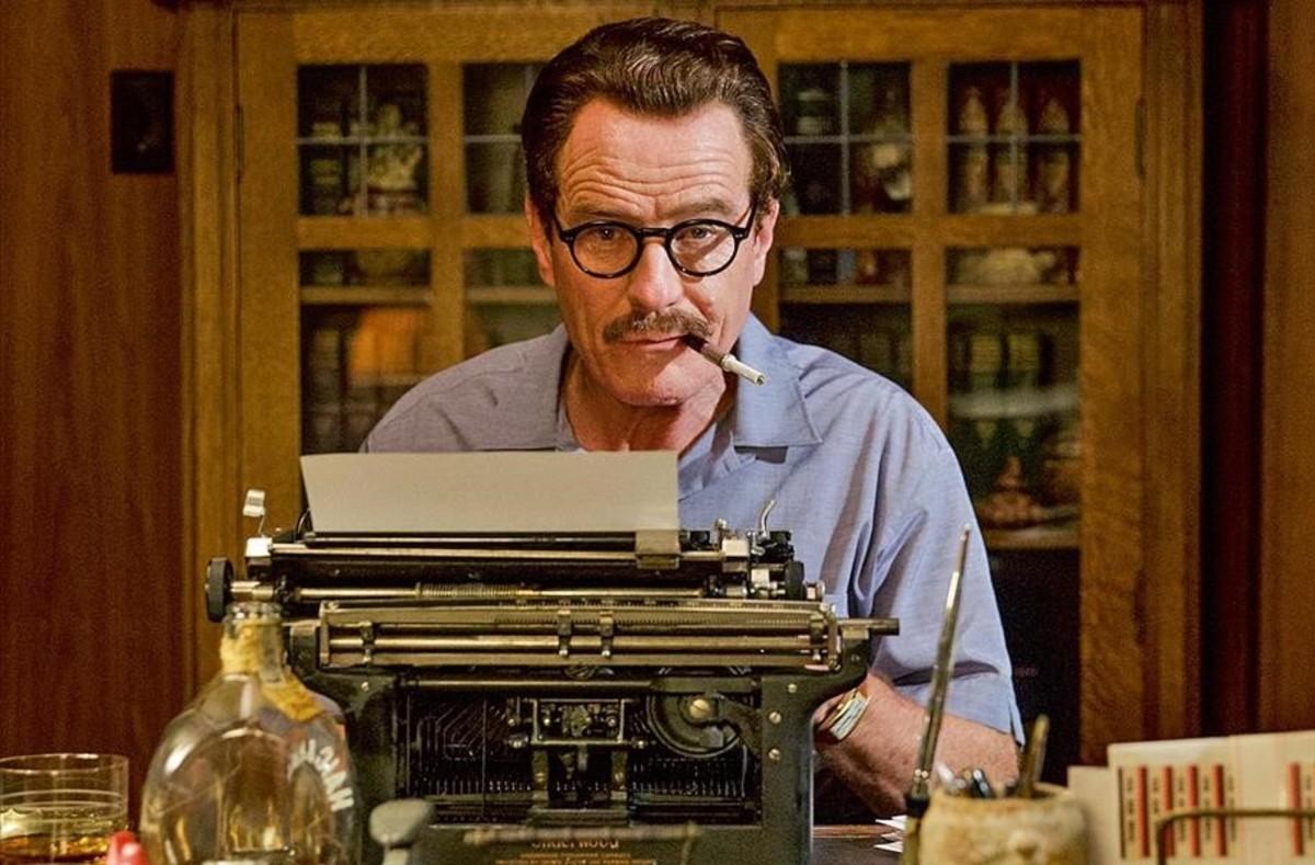 Bryan Cranston en un fotograma de la película ’Trumbo’.