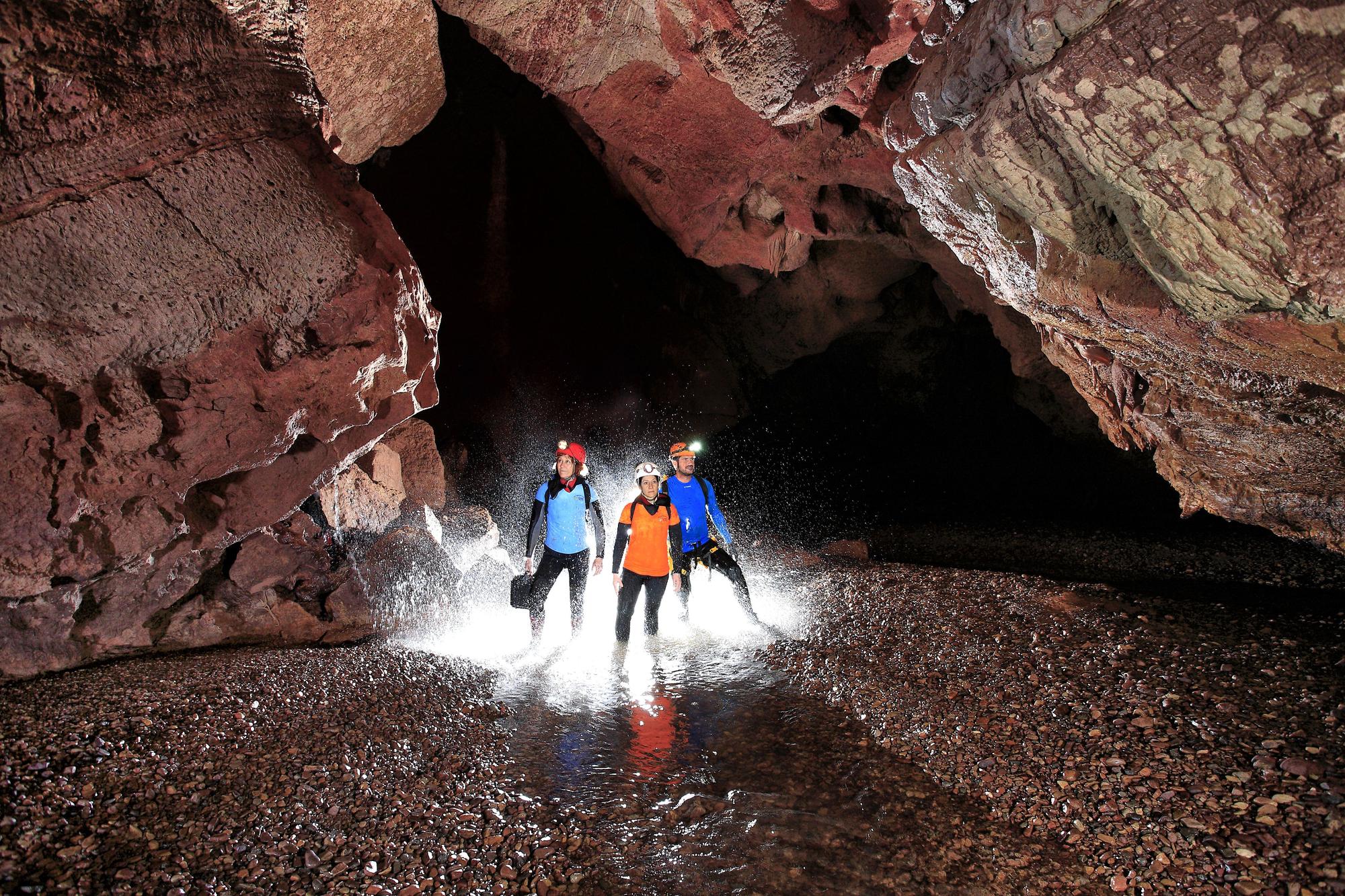 El lado oculto de les Coves