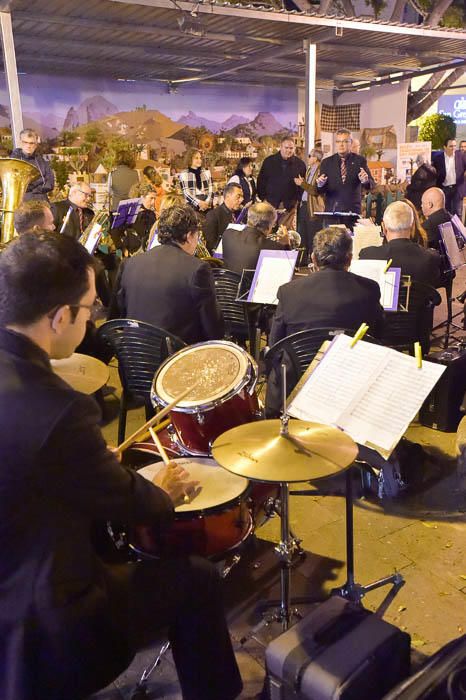 Concierto de la Banda Municipal, en la plaza de ...