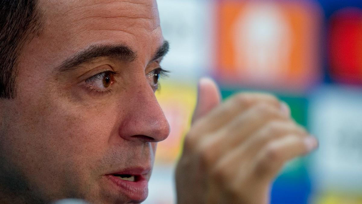 Xavi se explica en la sala de prensa.