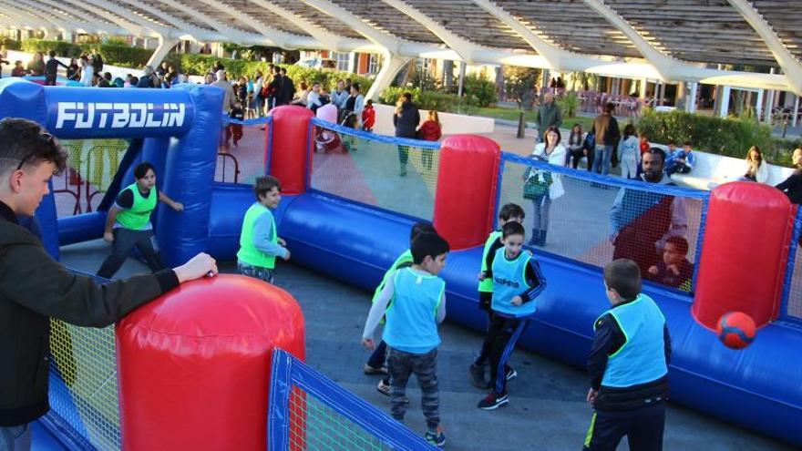 Convivencia y deporte en el paseo Vista Alegre