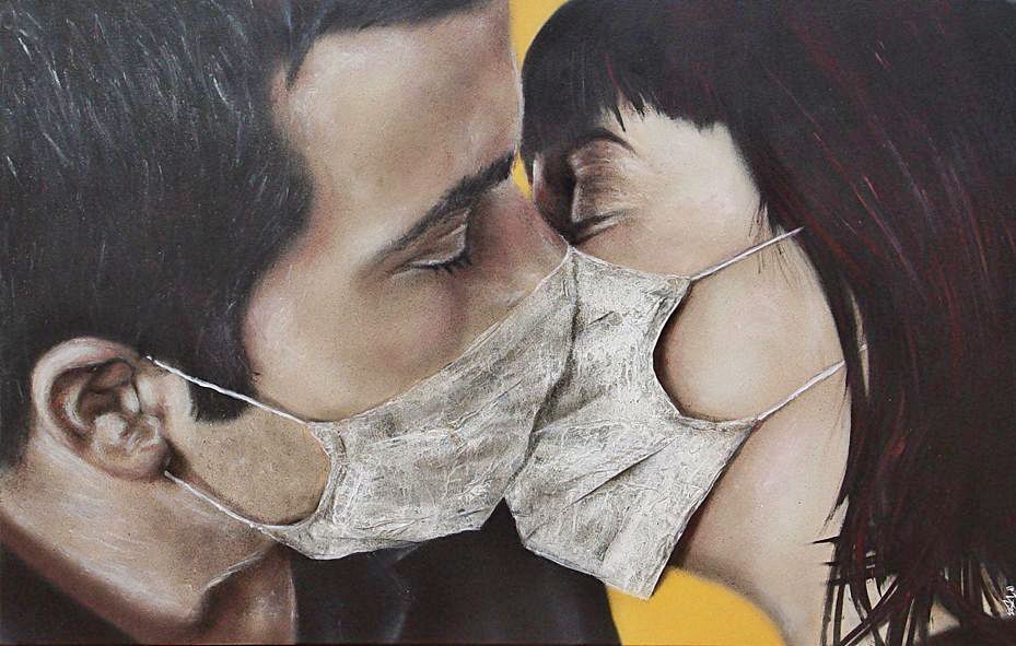 El beso con mascarilla, un emblema de su arte.