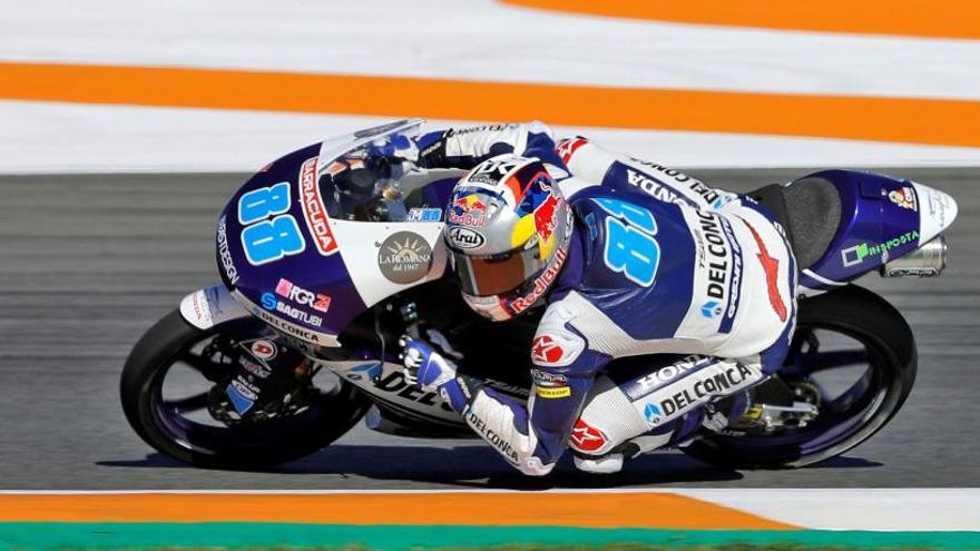 Jorge Martín en el circuito de Cheste.