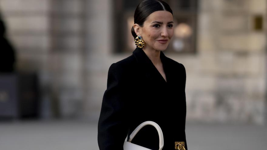 Alexandra Pereira y el vestido negro de Pull&Bear