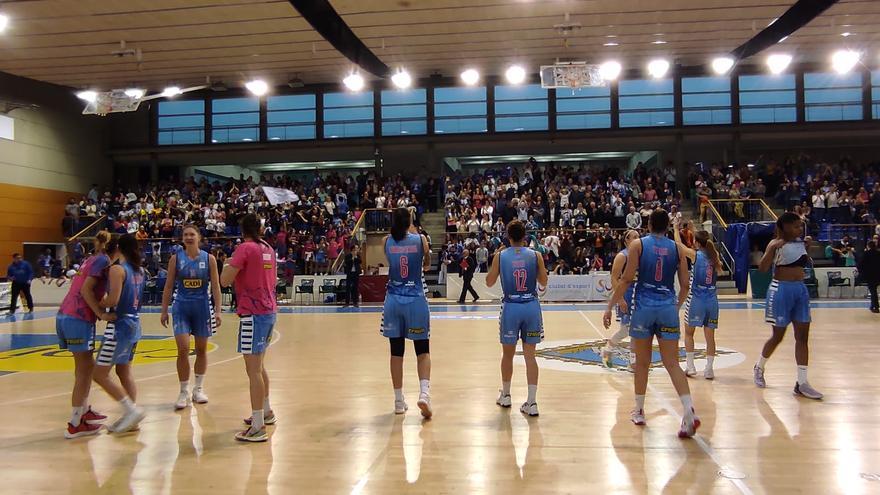 L'afició del Cadí La Seu dona ànims al seu equip