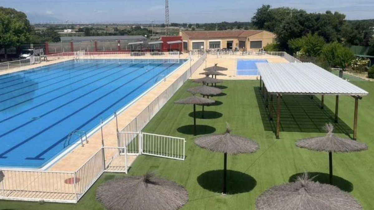 Las piscinas de Alagón presentan un aspecto renovado, listas para acoger a los bañistas. | SERVICIO ESPECIAL