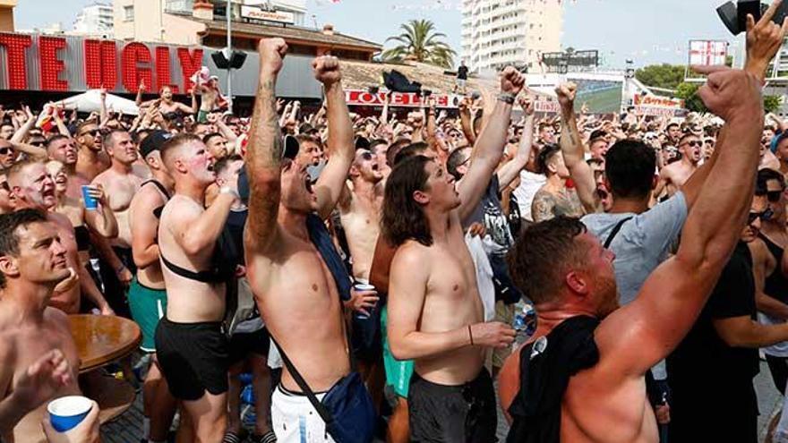 Magaluf, es prioritario mejorar su modelo turístico contra el alcohol