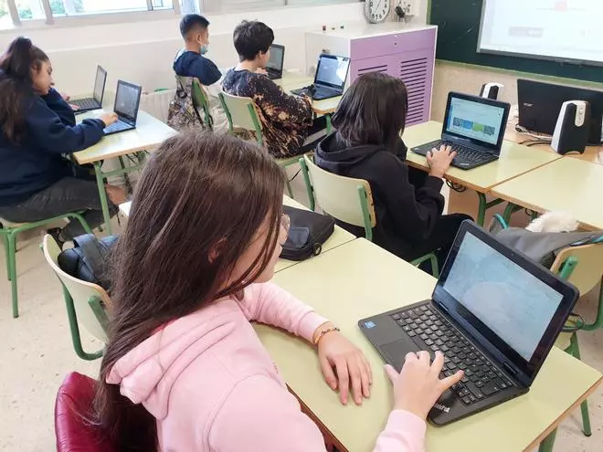 Docentes de Vigo, obligados a cambiar el formato de deberes al hacerlos el alumnado con IA