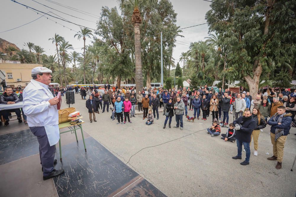 Orihuela celebra San Antón con el concurso de charlatanes, bendición y distinciones