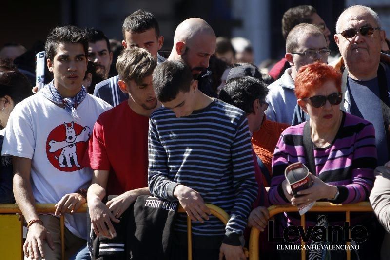 Búscate en la mascletà del 5 de marzo de 2016